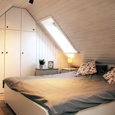 Haus-koenigsfriesen-whg-08 Apartment